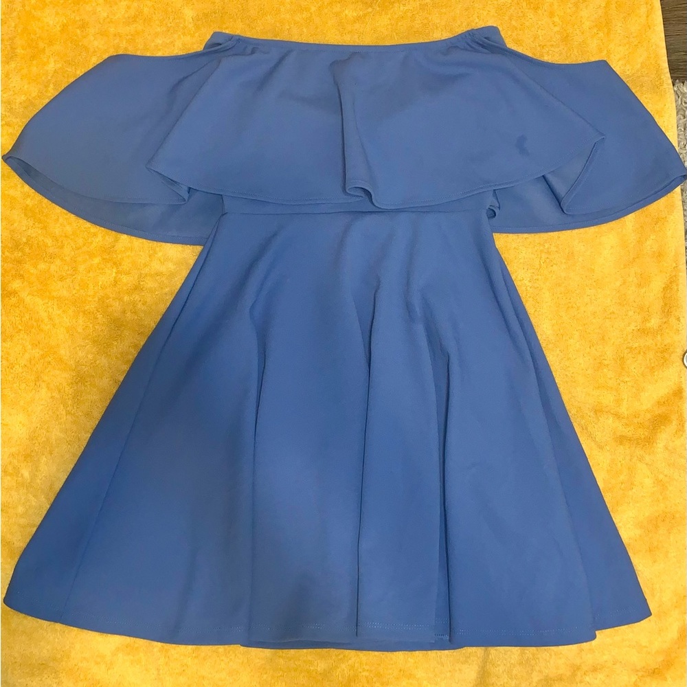 Flowy blue dress